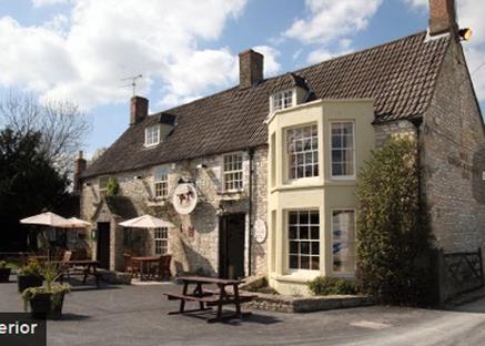 The Horse And Groom Inn Malmesbury Extérieur photo