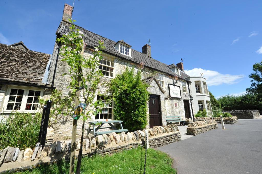 The Horse And Groom Inn Malmesbury Extérieur photo